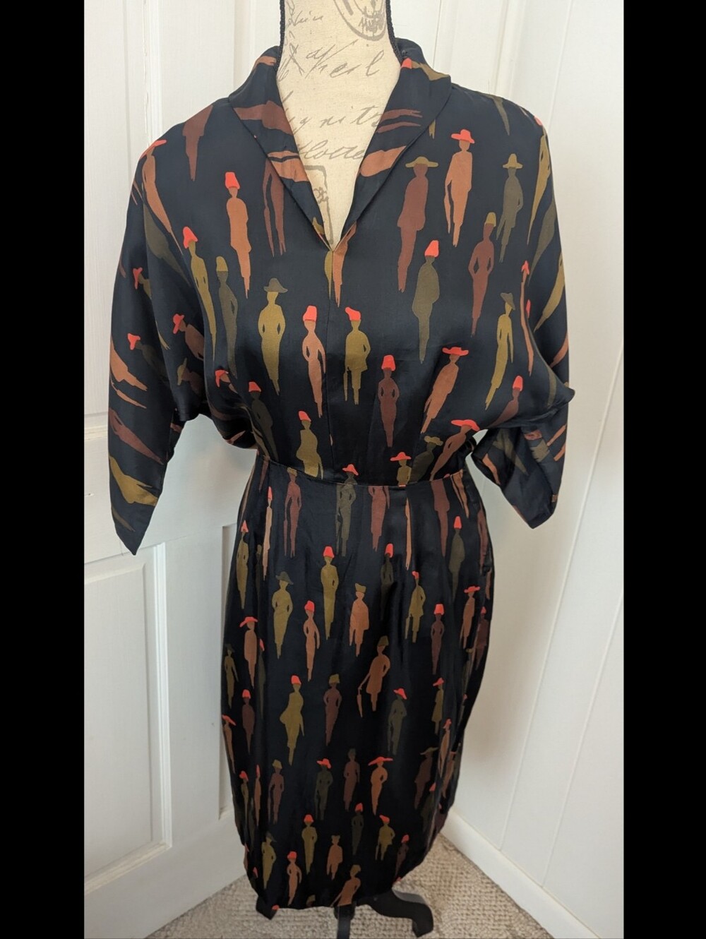 Alfred Werber St. Louis Vintage Novelty Silk Women Silhouette Hats Print Dress